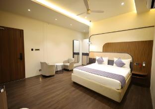 hotel avira