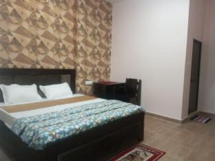 Hotel Rajputana,,5 star