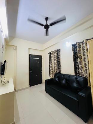 Pkr Home Stays - Madhapur ,,2 star