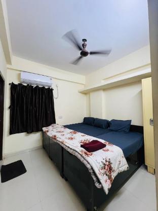 Pkr Home Stays - Madhapur ,,2 star