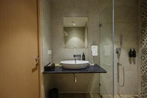 saaz hotel club and convention centre