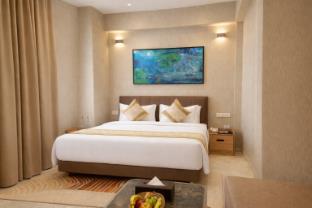 saaz hotel club and convention centre