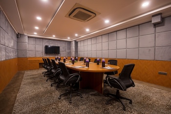 saaz hotel club and convention centre