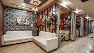 Utkarsh Hotel & Lodging,,3 star