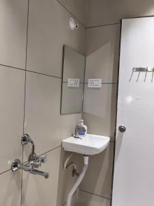 hotel atithi lodging