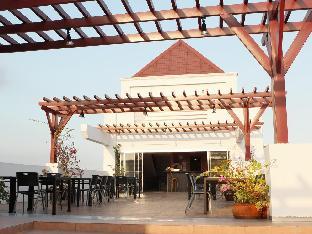 nichols airport hotel