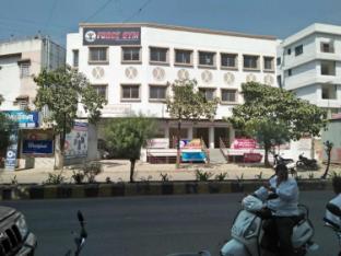 Hotel Neelam Palace Baramati Maharashtra,,5 star