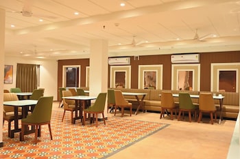 hotel camel managed by clay