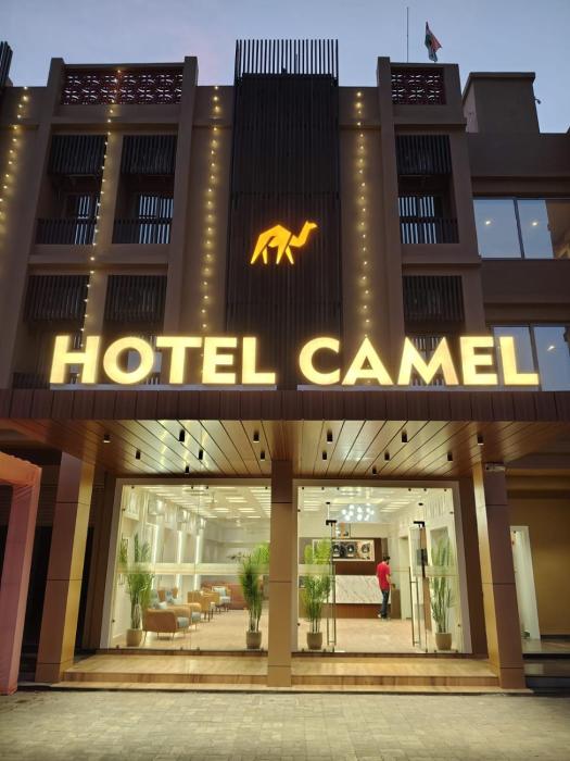 hotel camel managed by clay