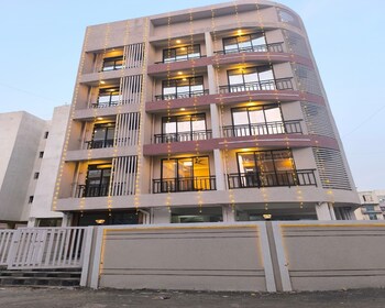 hotel ratna residency