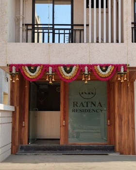 hotel ratna residency