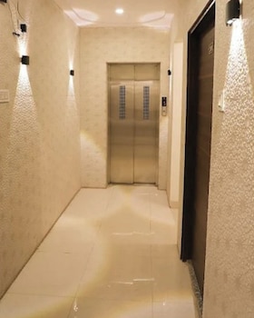 hotel ratna residency