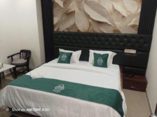 hotel h plus