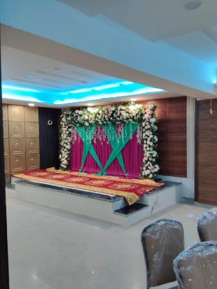 hotel h plus