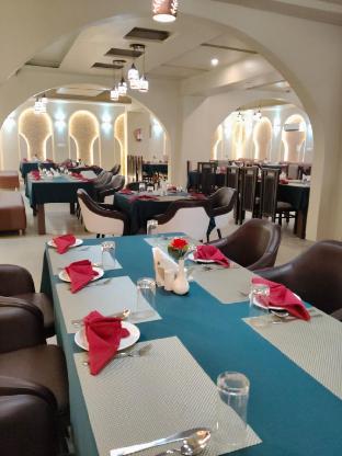 hotel h plus