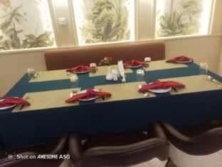 hotel h plus