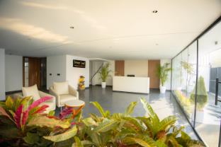 hotel ivory leaf stays