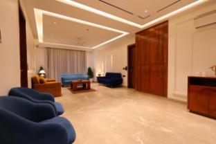 hotel ivory leaf stays