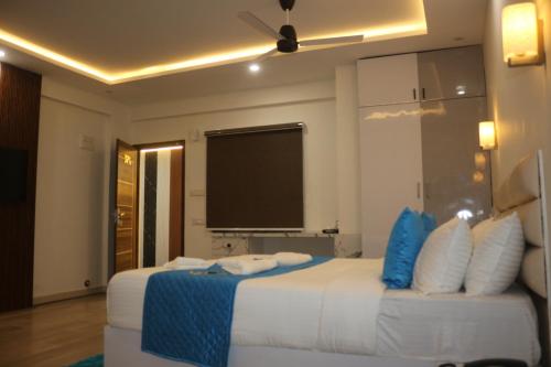 niharika heights luxury hotel