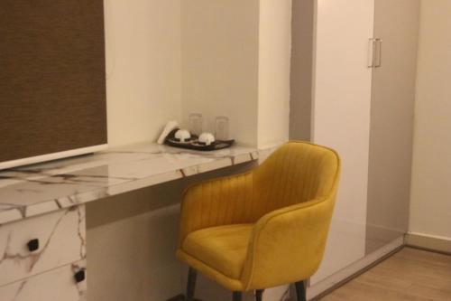 niharika heights luxury hotel