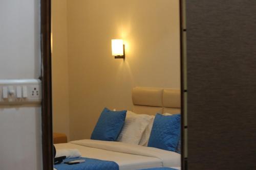 niharika heights luxury hotel