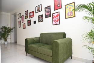 the social lounge
