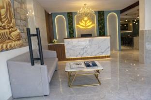the prominence premium hotel and banquet