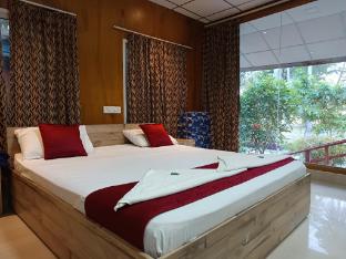 tasvir lagoon retreat