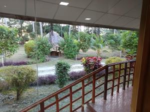 tasvir lagoon retreat