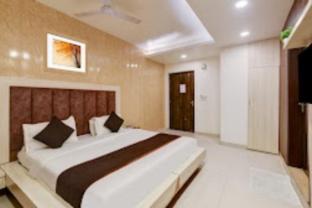 hotel seventh heaven delhi