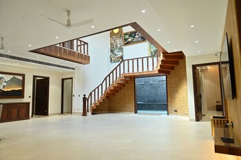 sukuun