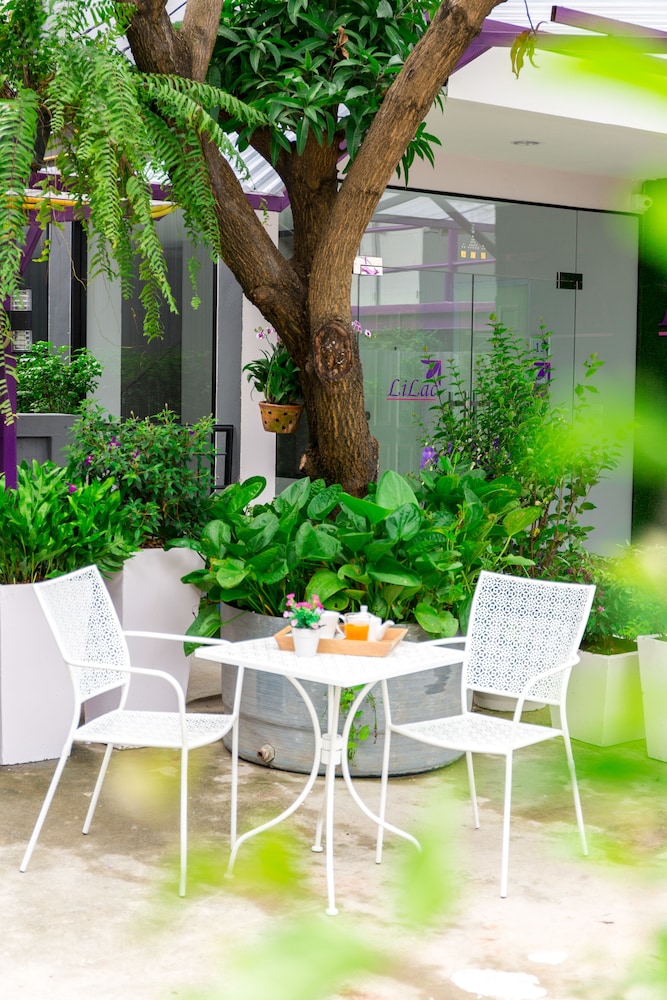 lilac relax residence
