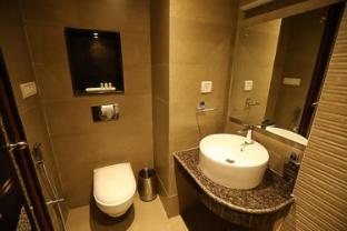 hotel d silver leaf lucknow uttar pradesh