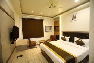 hotel d silver leaf lucknow uttar pradesh