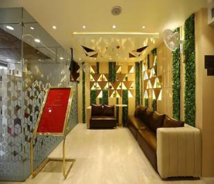 hotel d silver leaf lucknow uttar pradesh