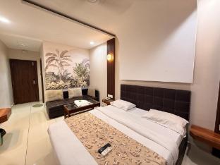 hotel samay freeganj ujjain