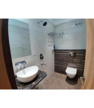 hotel la maison and banquet lucknow uttar pradesh