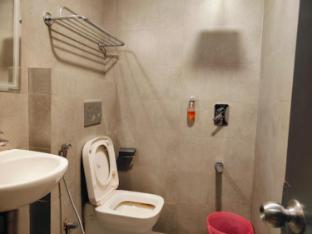 hotel la maison and banquet lucknow uttar pradesh