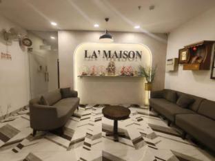 hotel la maison and banquet lucknow uttar pradesh