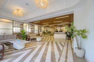 hotel meera palace