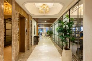 hotel meera palace