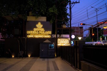 hotel meera palace