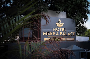 hotel meera palace