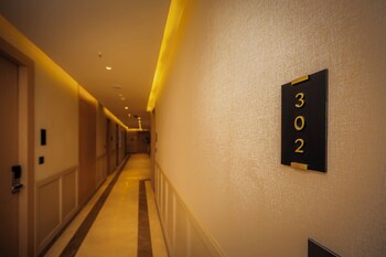 hotel meera palace