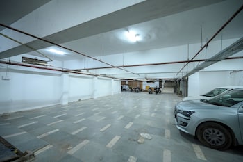 hotel meera palace