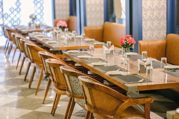 hotel meera palace