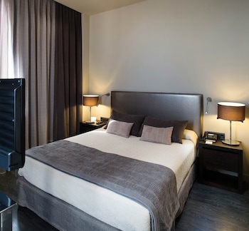 catalonia portal de langel