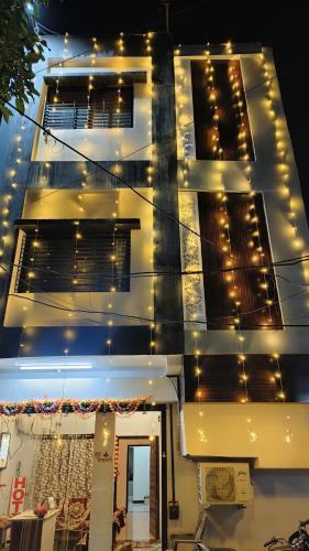 Suman Palace,,4 star