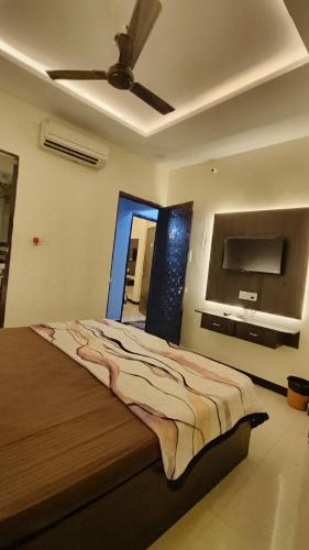 Suman Palace,,4 star