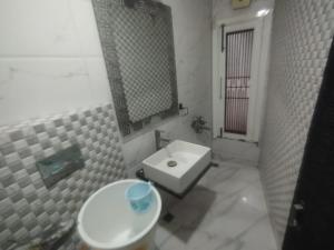 east delhi stays inn